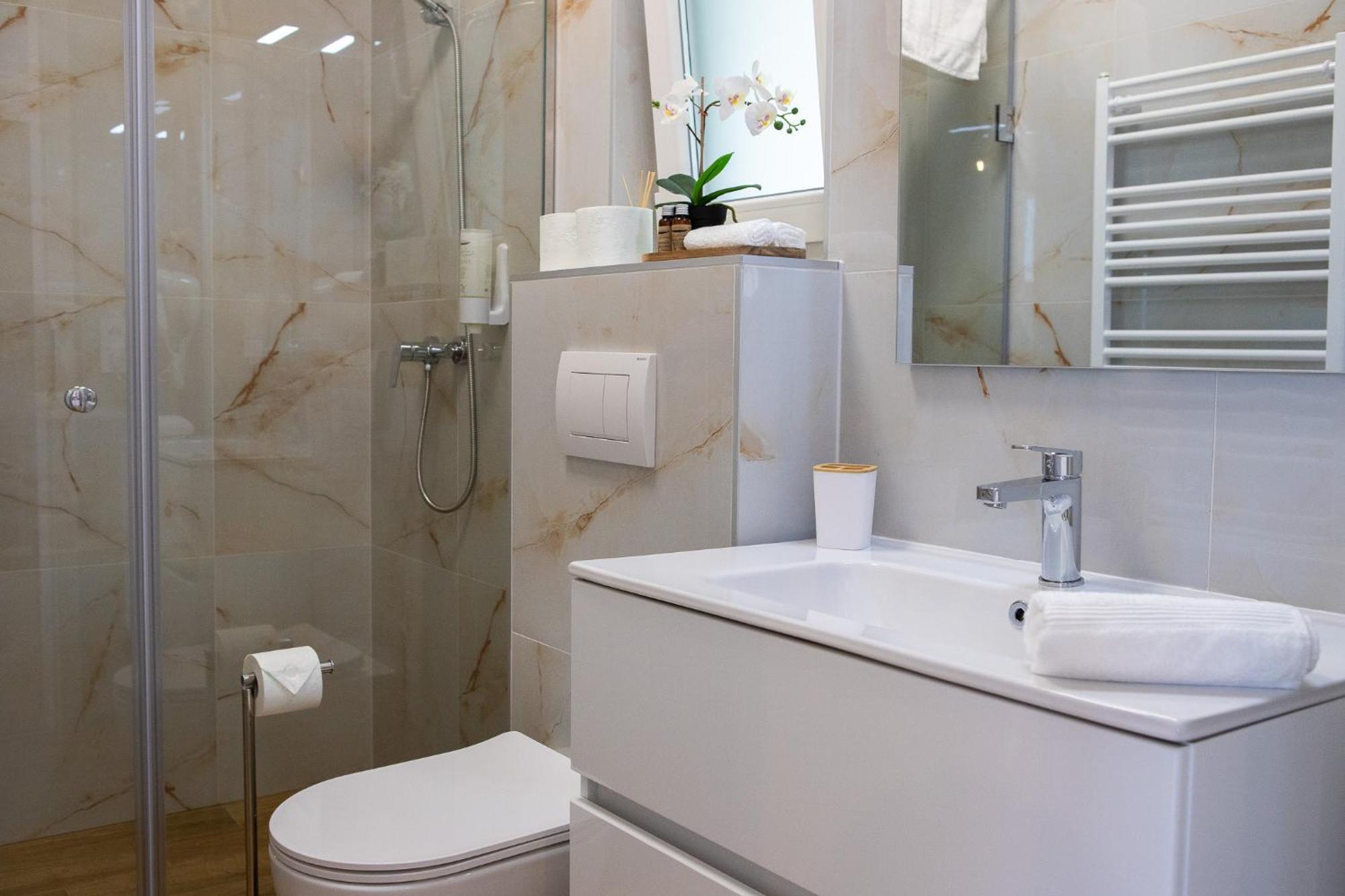 Major Apartmanhaz * Tihany