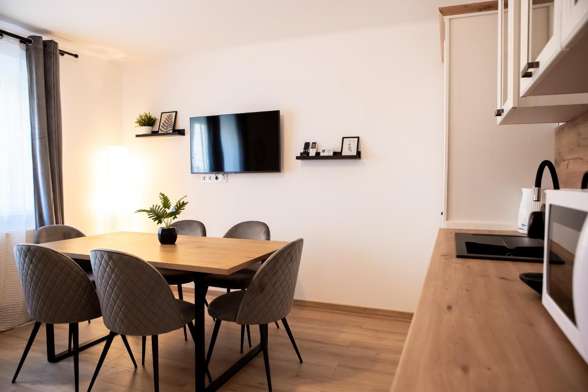 Major Apartmanhaz Tihany