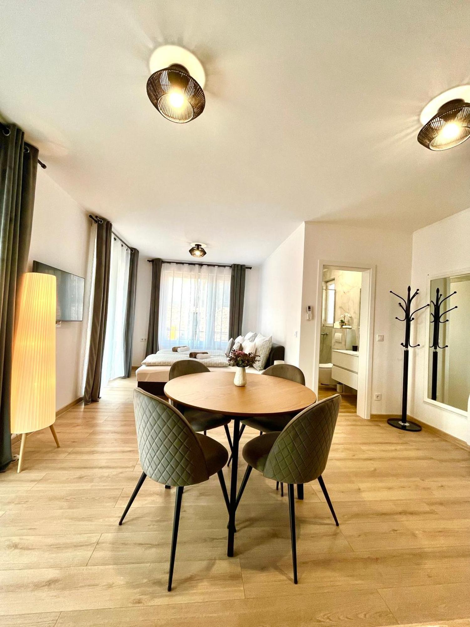 Apartment Major Apartmanhaz *