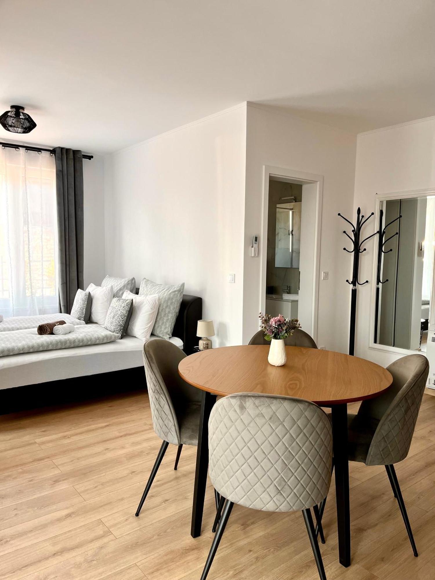 Major Apartmanhaz Tihany
