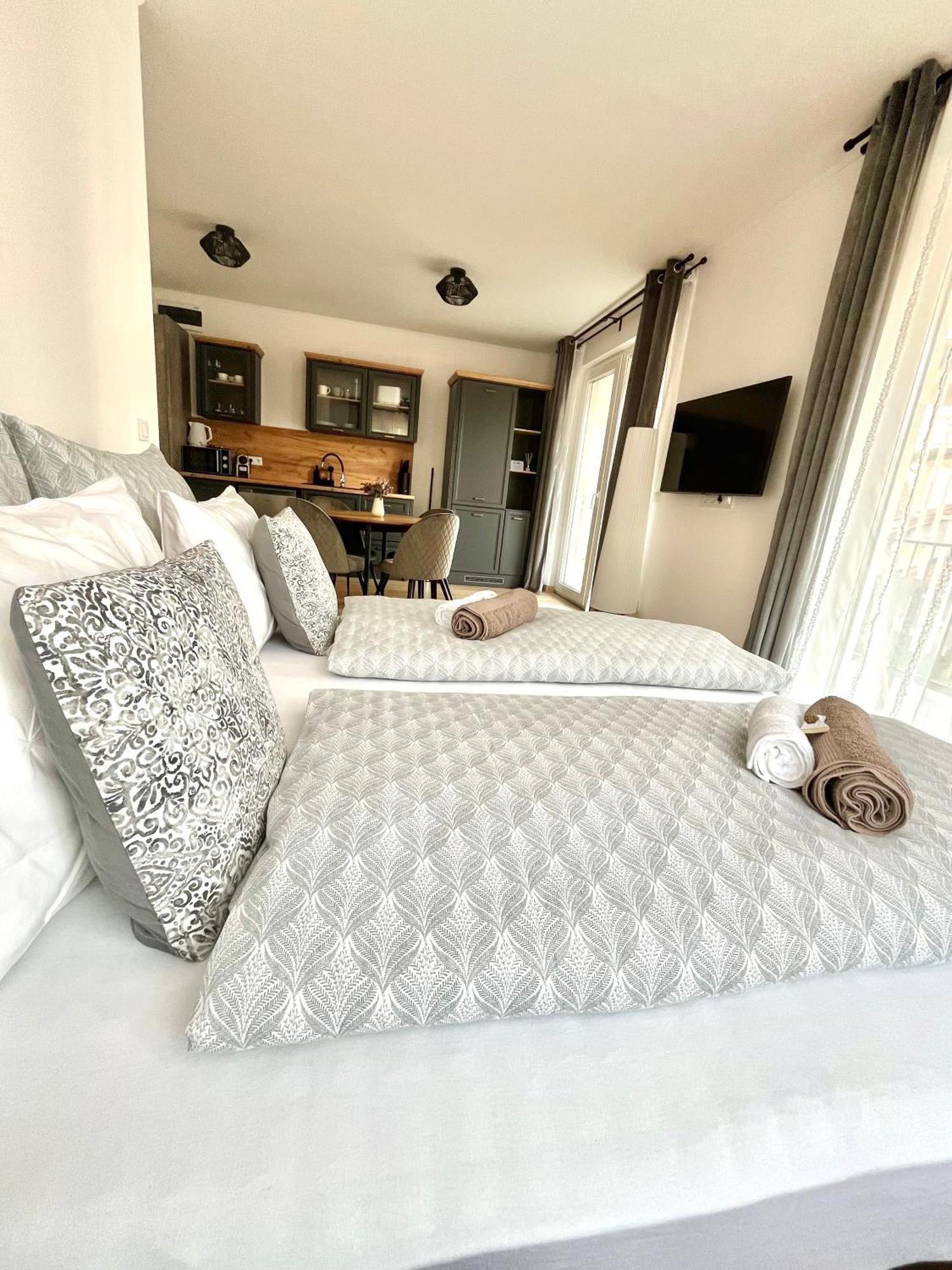Major Apartmanhaz * Tihany